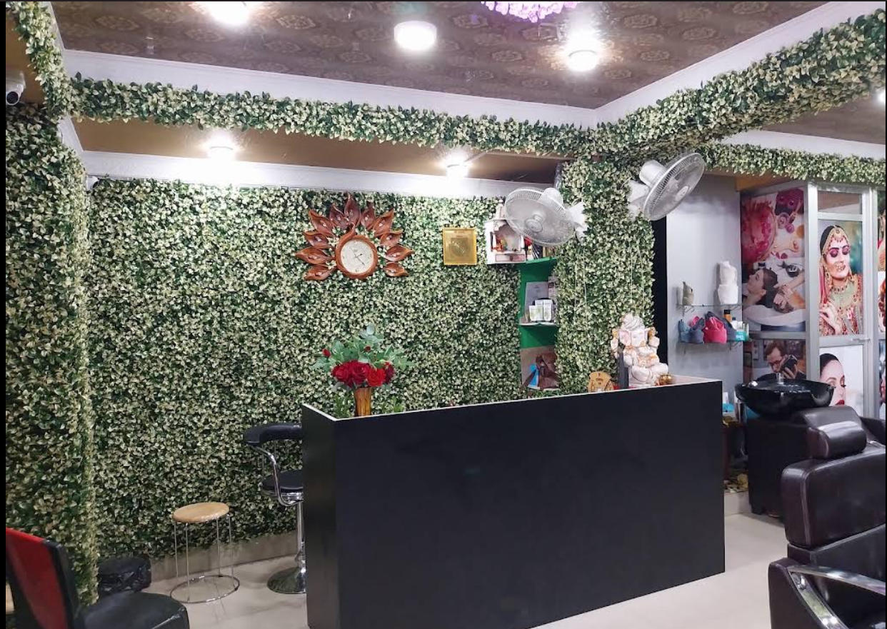 99plus Salon Interior Reception